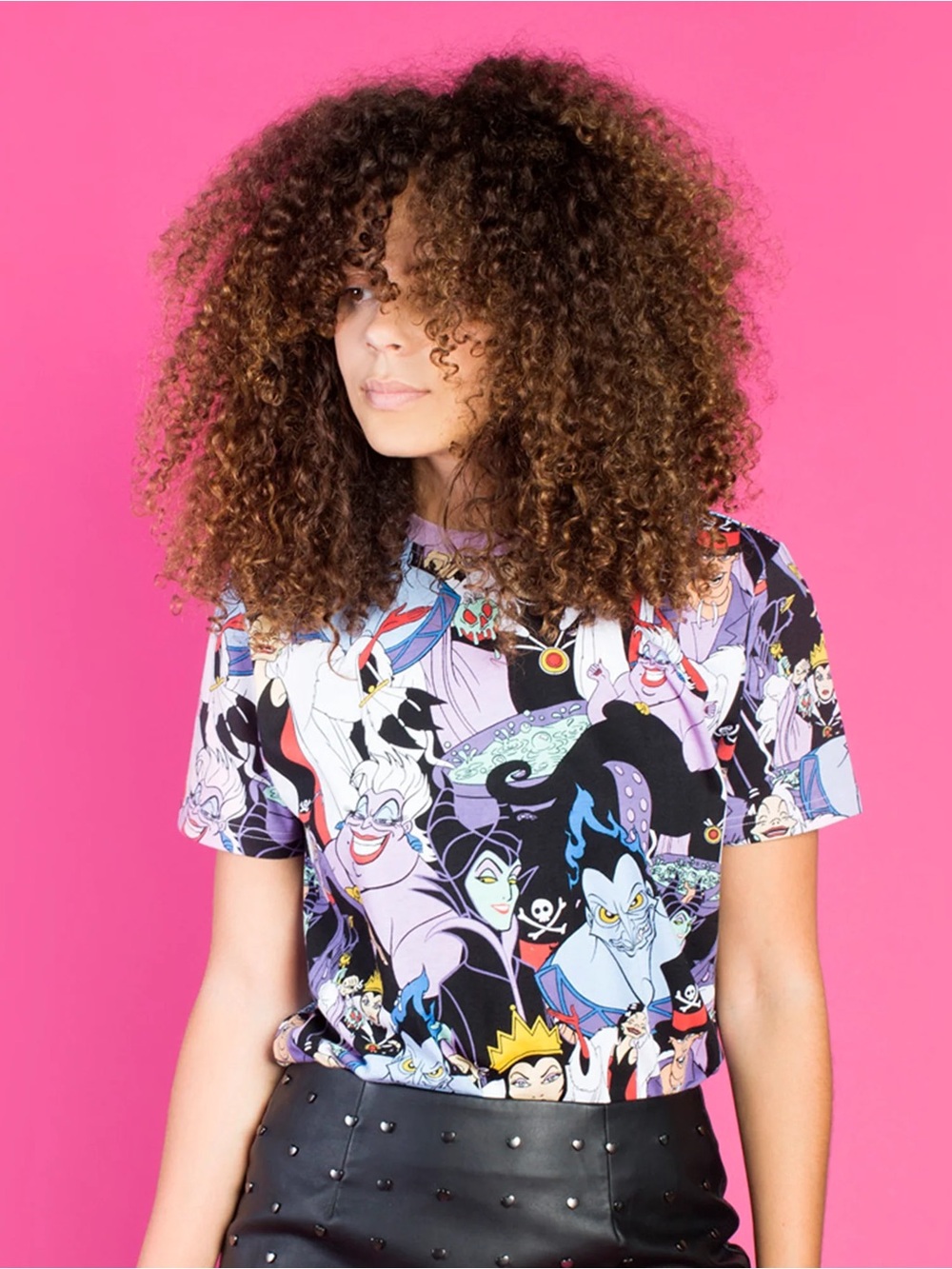 Cakeworthy Disney Villains Women’s Short Sleeve Tee L SOLD OUT